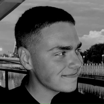 Владислав Некрасов